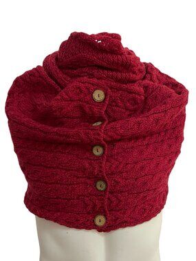 Carraig Donn 🇮🇪 Merino Wool Scarf Wrap Red Cable Knit Buttoned Infinity Style